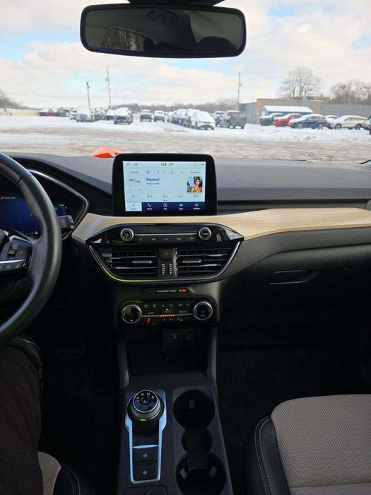 2022 Ford Escape Plug-In Hybrid Titanium