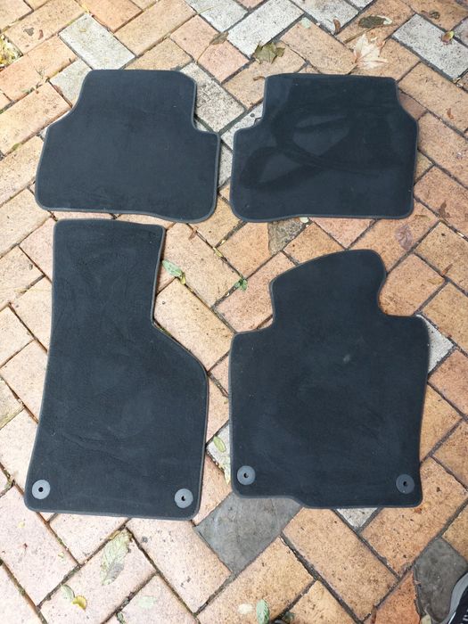 Оригинальные ковры на Volkswagen Passat B7