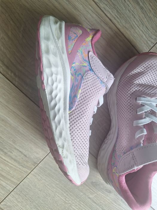 Buty New balance Arishi 28 rozmiar