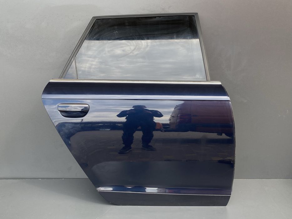 Двері задні праві Audi A6 C6 права дверка Ауді А6 С6 Розборка