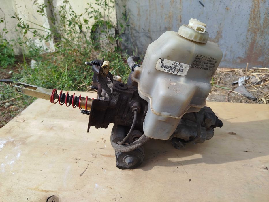 Запчастини на VW Passat b3 Passat b4 пасат б3 пасат б4