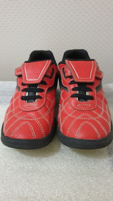 Кроссовки Clarks красные размер 31