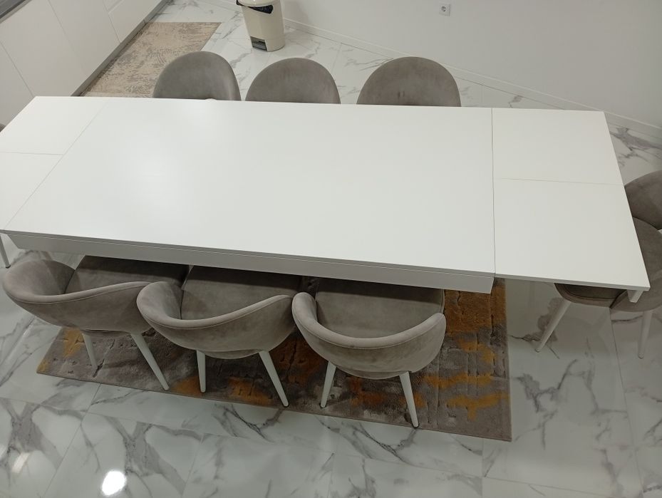 Mesa sala com cadeirões