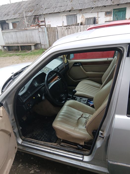 Mersedes Benz W124 Rest