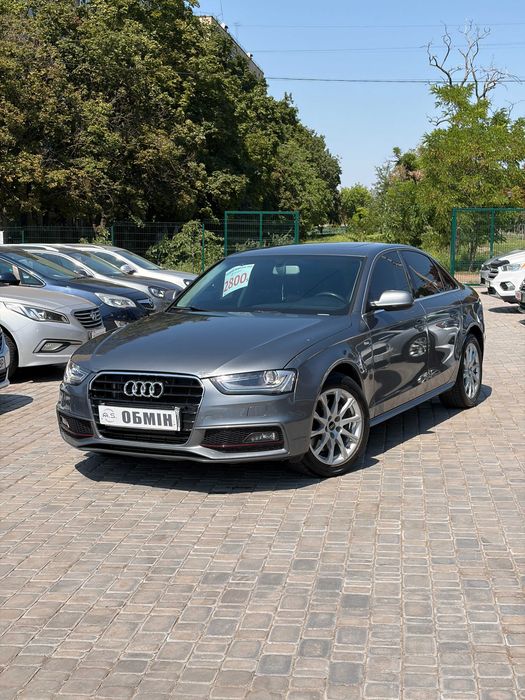 Продам Audi A4 S-Line 2014 рік можлива розстрочка,кредит,обмін!
