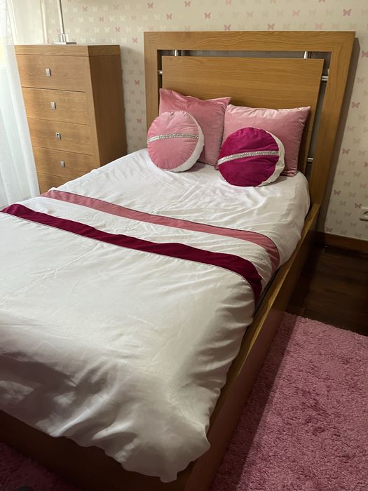 Quarto completo em bom estado