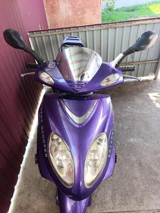 Продам скутер 125 кубовий