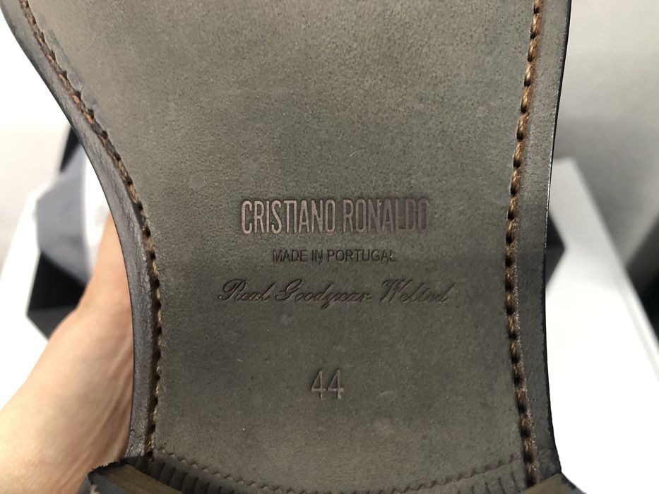 Sapato Clássico CR7