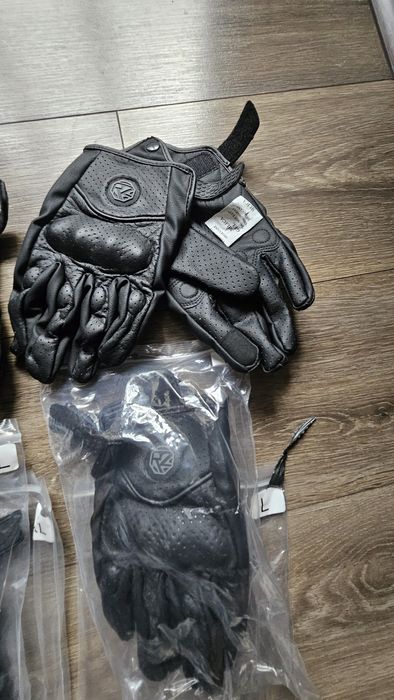 Мото перчатки  перферовані шкіряні!