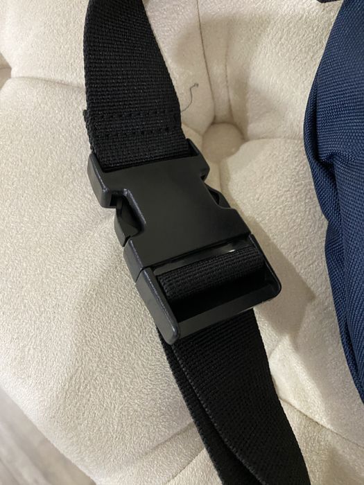 Lacoste сумка-бананка.