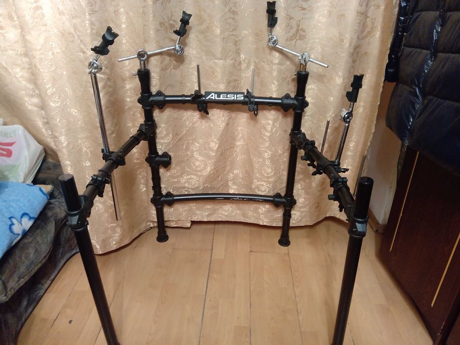 Барабаны электронные Alesis DM10