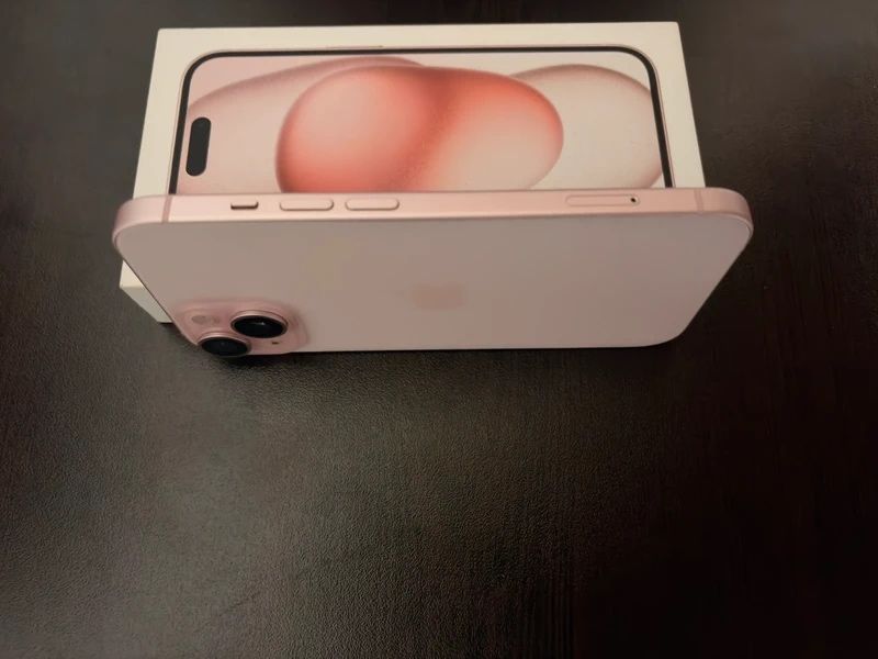 Новий Iphone 15 128 ГБ рожевий