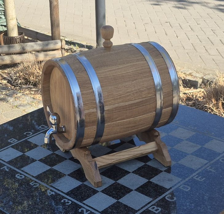 Beczka dębowa 10L ręcznie wykonana kranik stojak beczka na wino whisky nalewki