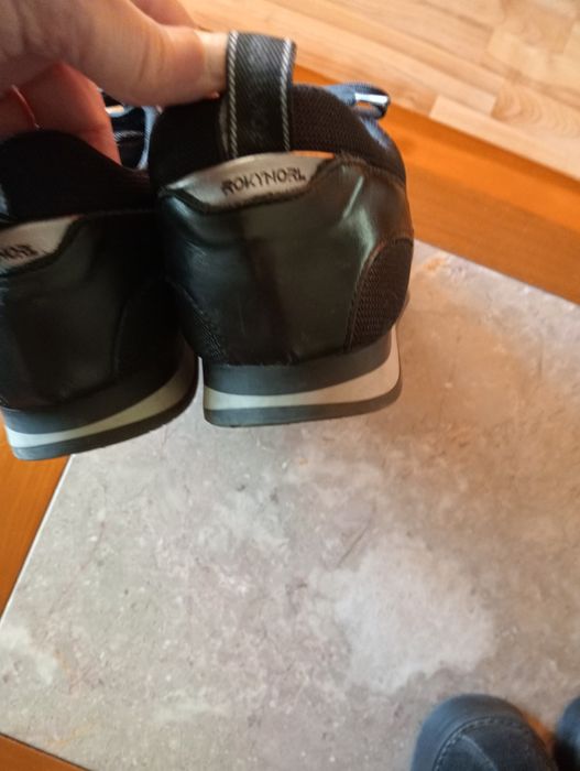 Tênis de conforto senhora