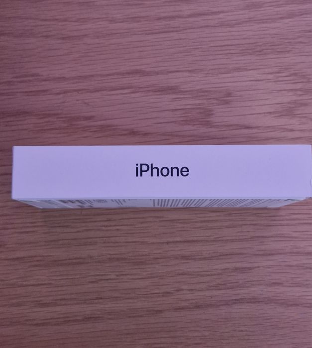 iPhone 15 czarny 128 Gb