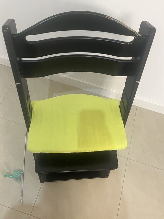 Krzeslko do karmienia Jitro