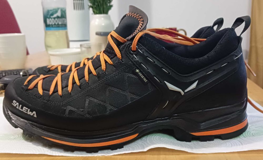 Orginalne nowe buty trekkingowe