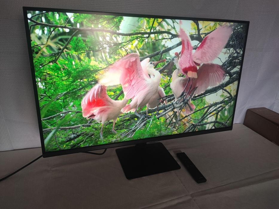 Монітор Samsung 32