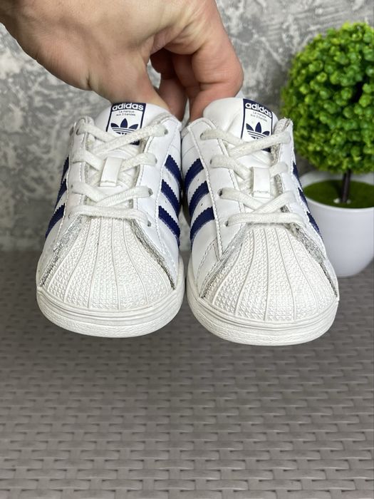 Adidas Superstar кроссовки 27 размер детские кожаные спортивные