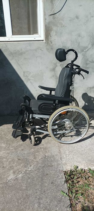 Інвалідне крісло