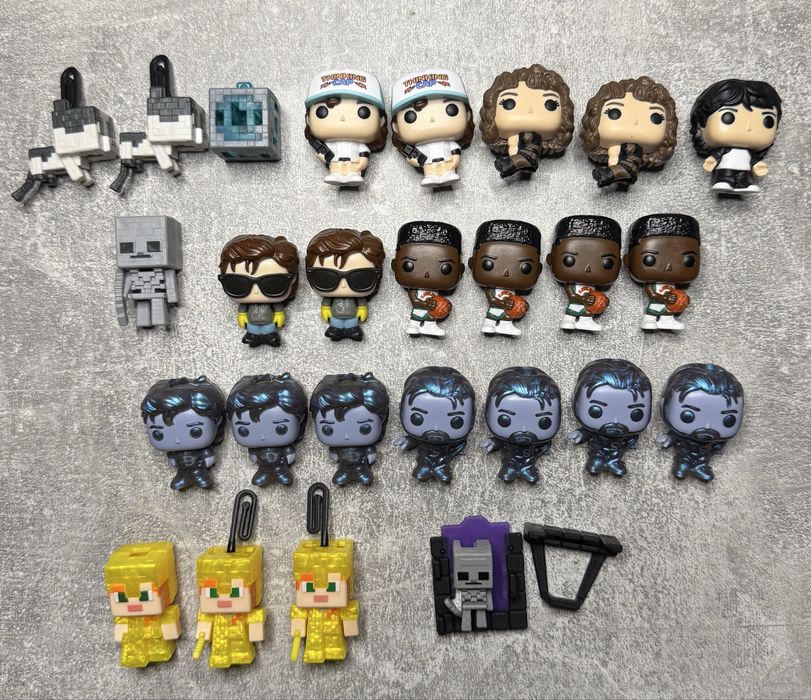 Фігурки кіндер джой дивні дива, майнкрафт