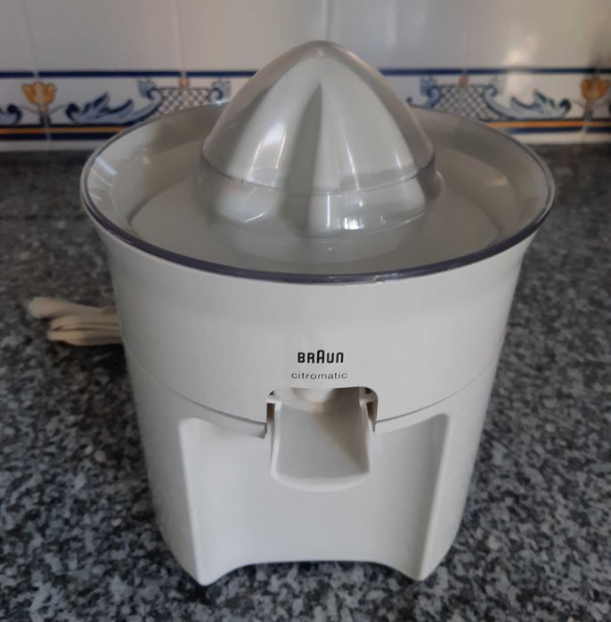 Electric Citrus Juicer (Juice Extractor) Braun (Like New)