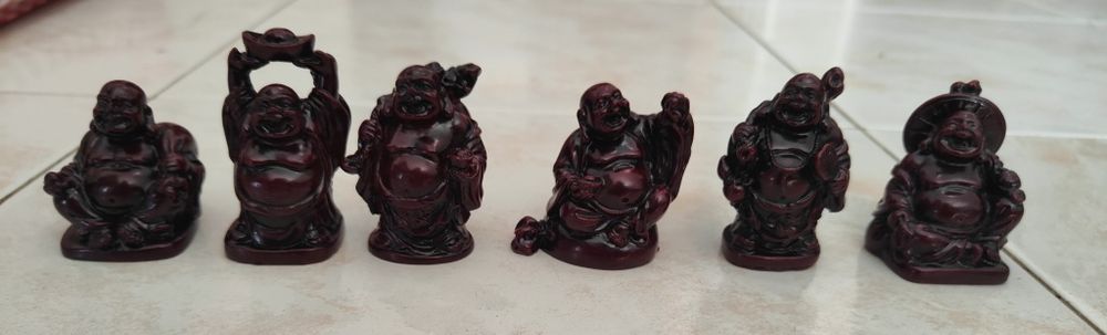 Conjunto de 6 budas