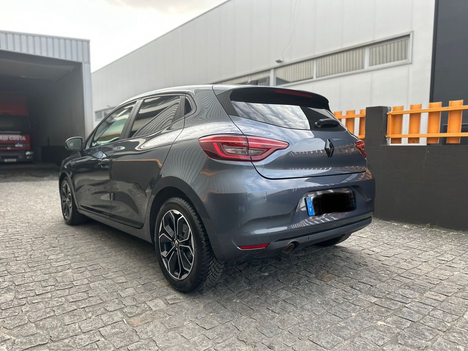 RENAULT CLIO V 1.5 DCI