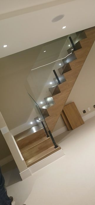 Pinturas,  limpesa Domestica , pequenos reparos, manutenção e remodelação.