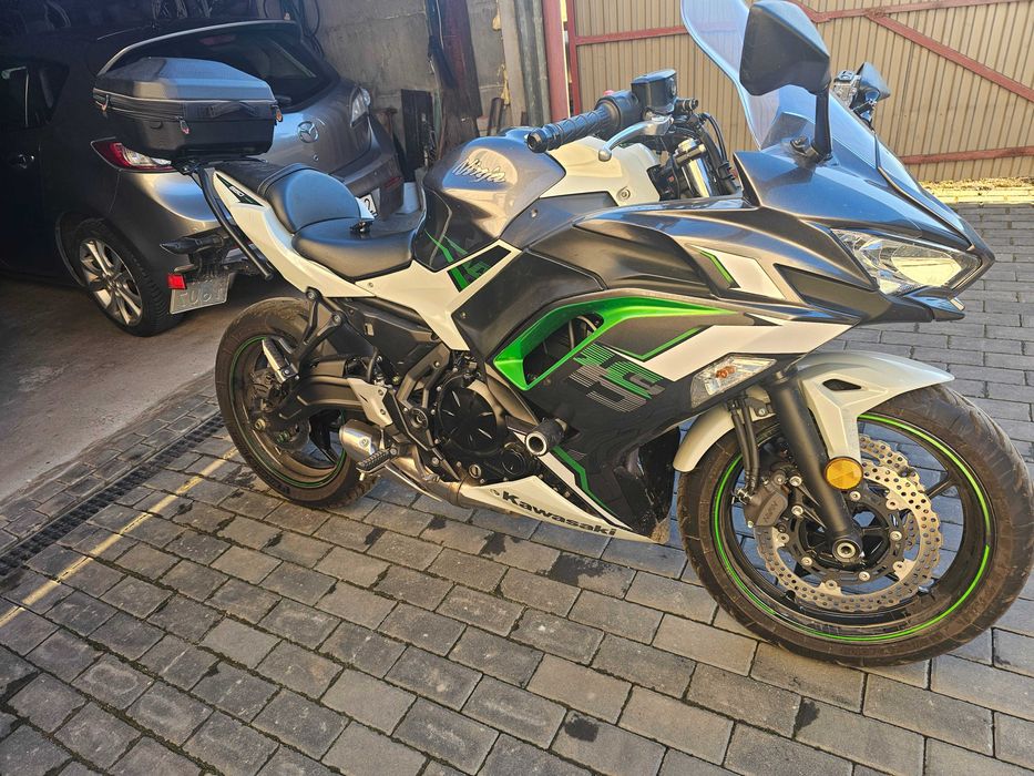kawasaki ninja 650 przebieg 9800km