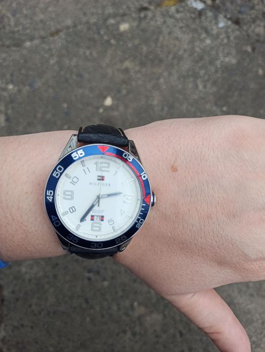 Часы оригинал фирма