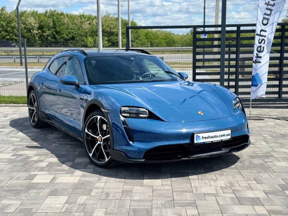 Porsche Taycan Cross Turismo 2023 freshauto