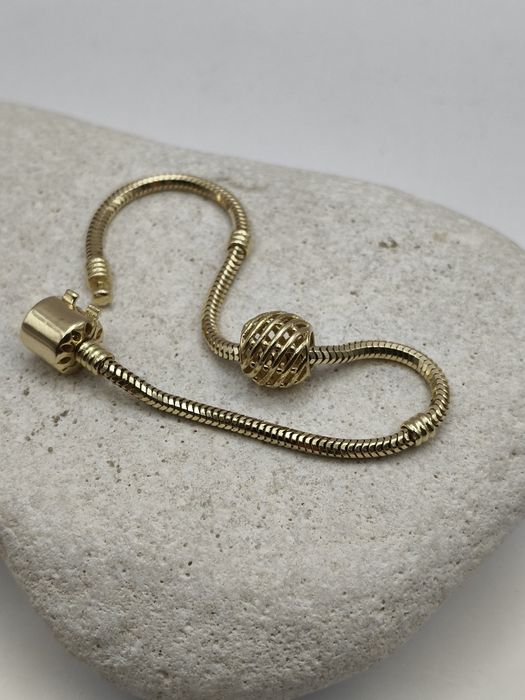 Złoty Charms Pr.585 Nowy Zapraszamy