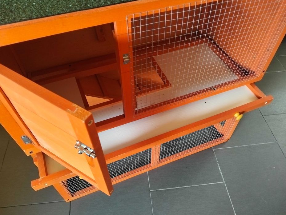 Vendo casa para galinhas/ coelhos nova