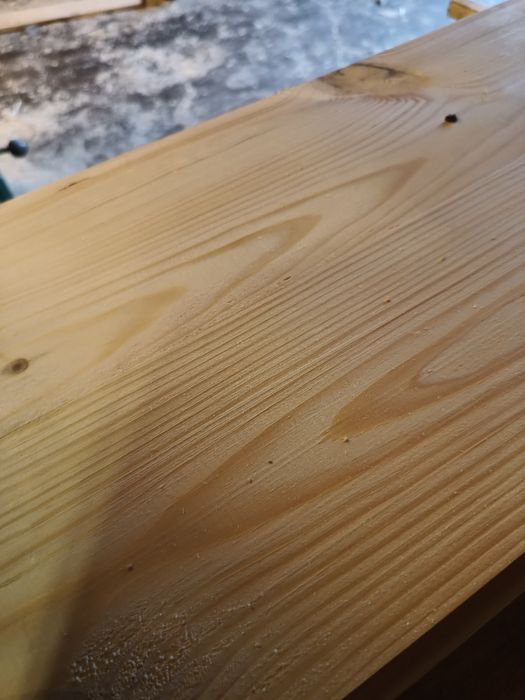 Deska podłogowa sosnowa