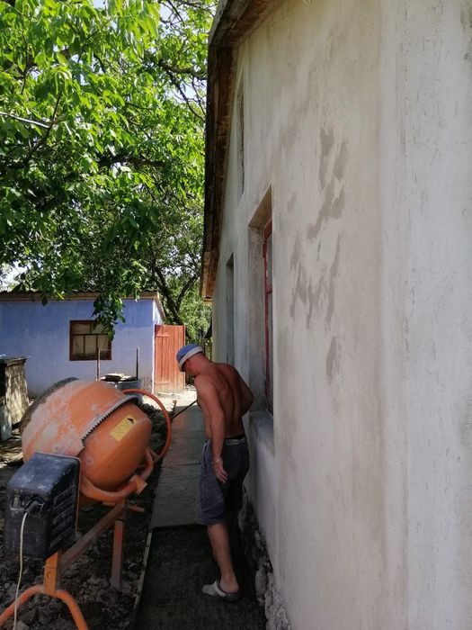 Бетонные монолитные.Демонтажные работы.Стяжка плола.