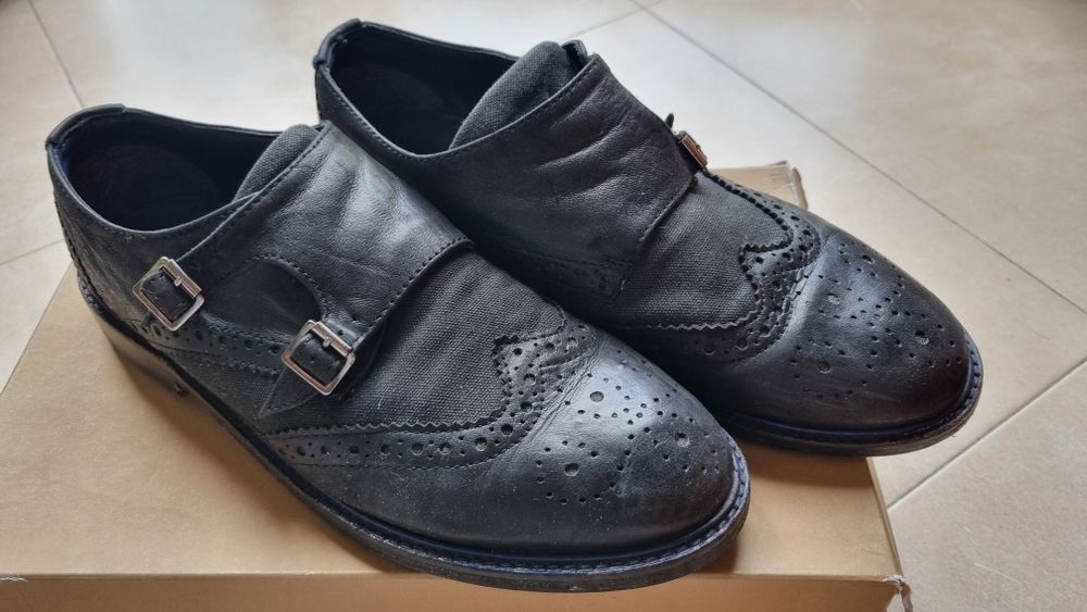 Sapatos Benetton 40