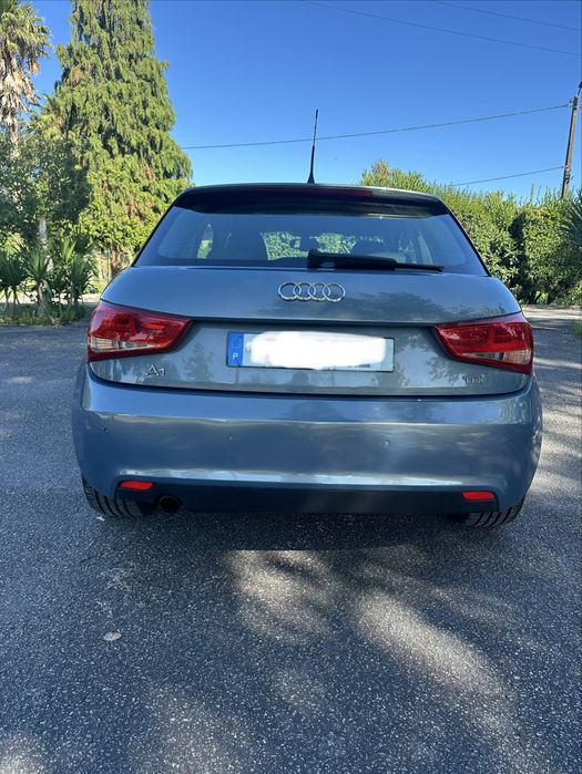 Audi A1 1.6 TDI  (105cv) - 166mil km