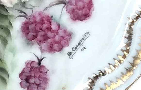 Covilhete em porcelana de qualidade pintada à mão Assinada