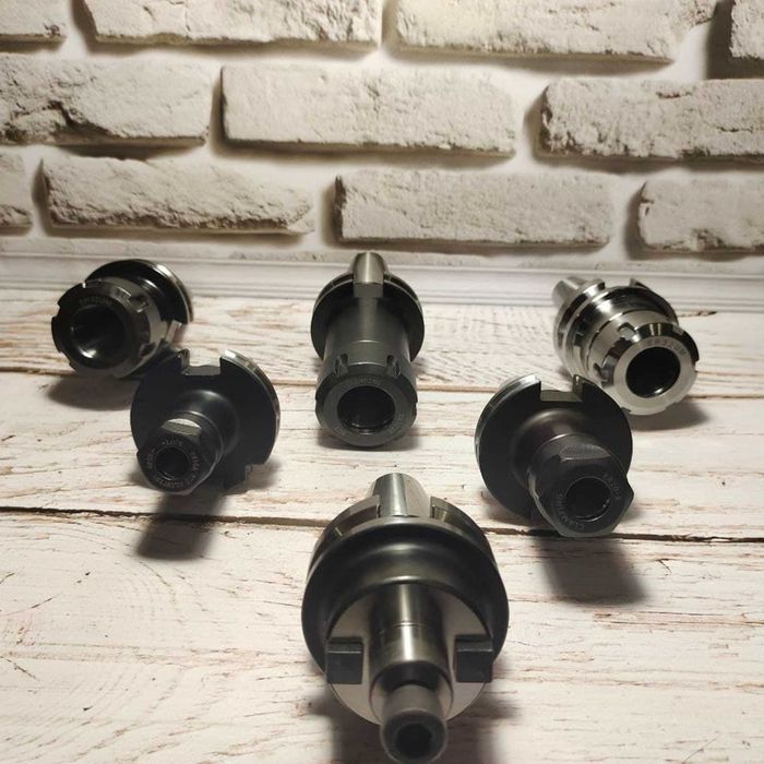 Патрон цанговий BT40 SK40 під ER16 ER25 ER32 Оправка фрезерна