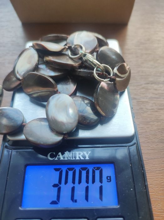 Бусы перламутр натуральный.