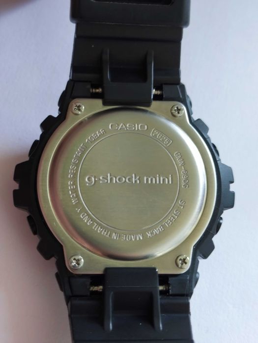 Casio G-shock mini GMN-690G