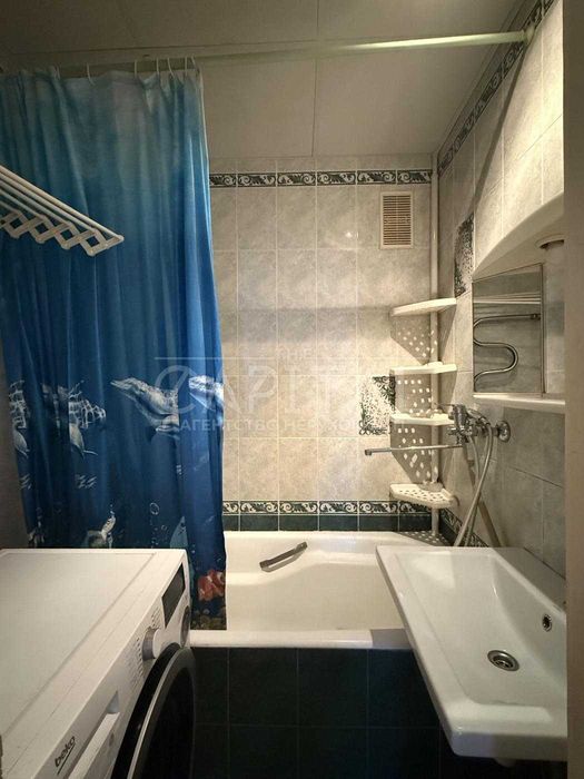 Продаж 3к кв вул. Левандівська 14 (Аніщенка) цегляний буднок , газ , Центр міста парк Вічної Слави, Маріїнський парк, Печерський район