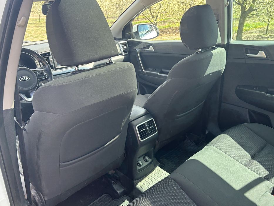 Kia Sportage  1,7 CRDi Drive 2WD