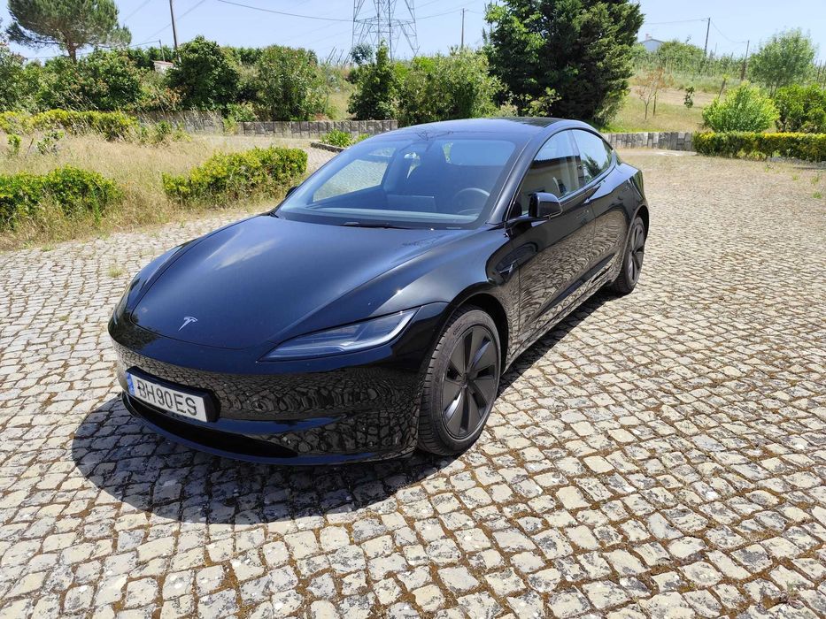 Tesla Model 3 Standart RWD (2024)