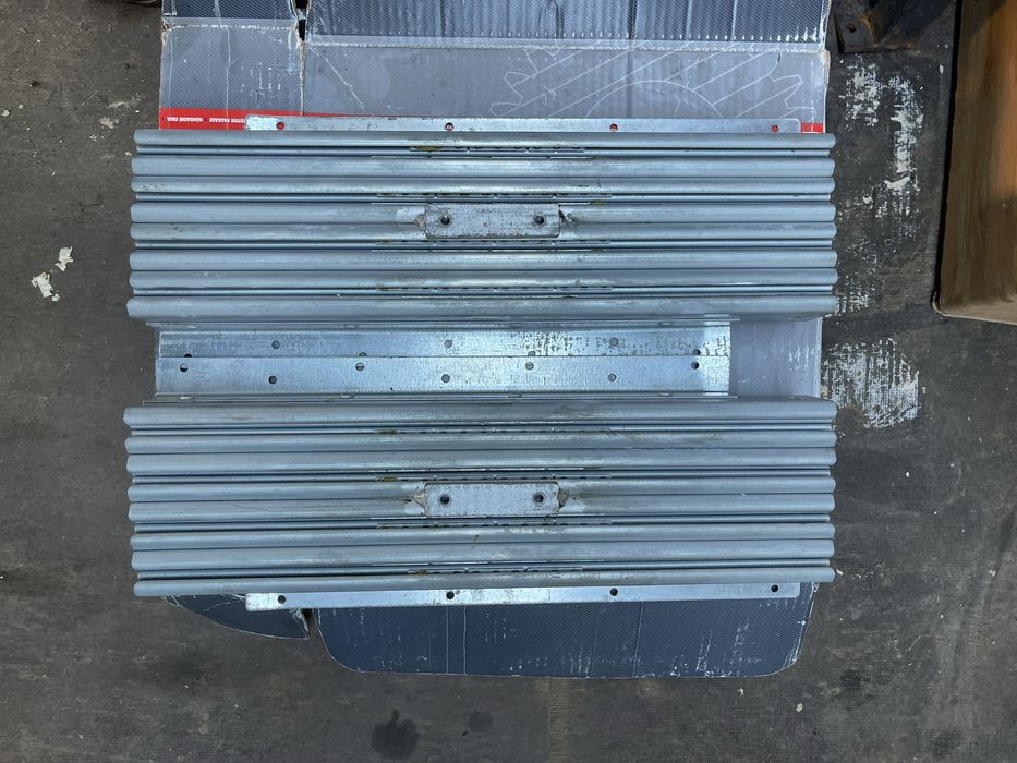 Prowadnice do rozkładanego stołu