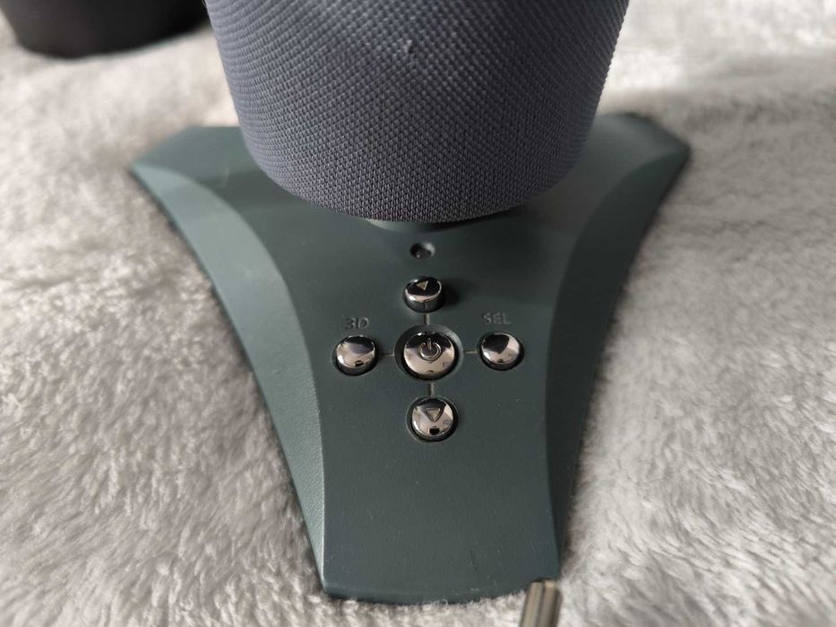 Głosniki Samsung w kolorze turkusowym