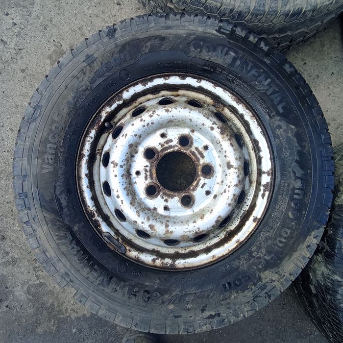 Колеса в зборі sprinter Lt 96-06 диски 5/130/15 шини 225/70/15 Contine