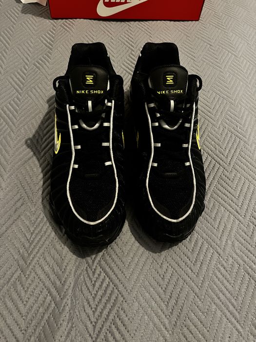 Nike Shox TL Black Dynamic Yellow Metallic Silver