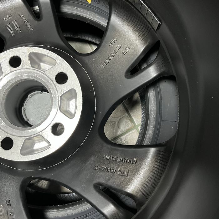 Хороший практично новий комплект дисків R18.5.114,3 hyundai , kia